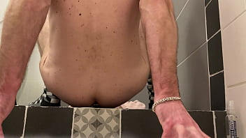 Preview 4 of Waptarc Vidios - Project getting buttplug al the way in