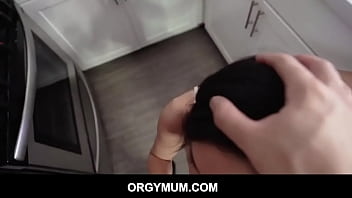Preview 2 of Sexyi Vedeo Hd - Busty tiny Stepmom Tia Cyrus gets her tight milf muff plown hard by her stepson