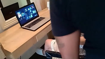 Preview 1 of Dick Flashing Maspalomas - Pinay Slut Di Nakatiis Nagpakantot sa Harap ng Zoom Meeting