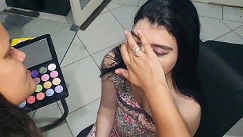 Preview 3 of Cuties Ch - Paty Bumbum fica molhada ao preparar uma atriz para cena !!! Branca De Neve Atriz  - Paty Bumbum