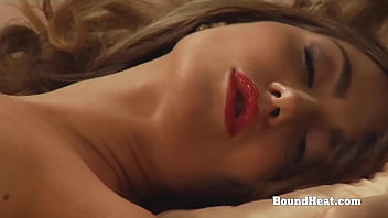 Preview 3 of Sexo Anal Com Gritos E Dor - Submissive Lesbian Slave In Bondage Spanked And Whipped By Madame