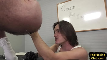 Preview 3 of Kirti Xxx Photo Hd - Athletic lad fisting muscled gray DILFs ass after rimjob