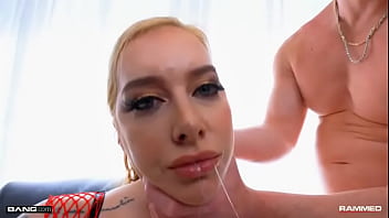 Preview 2 of Video Sex Wan Norazlin - Cubbi Thompson Gets Her Huge Tits Covered In Cum