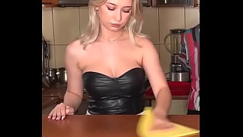 Preview 2 of Lesbiian Fflirt - Eres mi esposo rico sabro