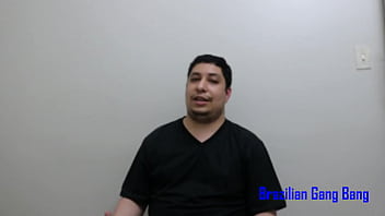 Preview 1 of Teram Skeet Com - Marido libera esposa evang&eacute_lica para iniciar no gang bang com atores dotados