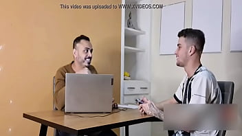 Preview 2 of Sex Live Channel - Erick Diaz Passando Em Consulta Com O Psic&oacute_logo Safado Kadu Ventri