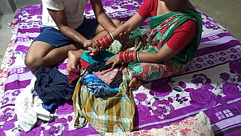Preview 2 of Blanche Maynard - कपड़े बेचने वाले गरीब लड़की को पैसे का लालच देकर चोदा !  साफ हिंदी आवाज में