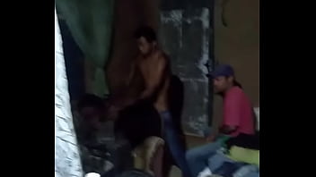 Preview 1 of Sex Video Dawonld - Putaria na cracolandia parte 2