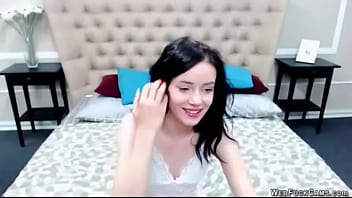 Preview 2 of Clit Bdsm Teen - Solo girl - Beauty Camgirl at Webfuckcams. Music: Lil Japinha - Love me.