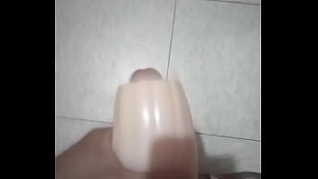 Preview 1 of New Hindi Anty Share Sex Only - Sacando leche con mi vagina de juguete