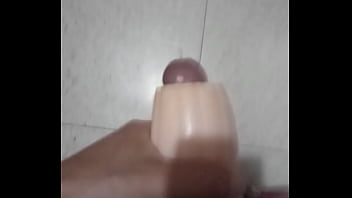 Preview 4 of New Hindi Anty Share Sex Only - Sacando leche con mi vagina de juguete