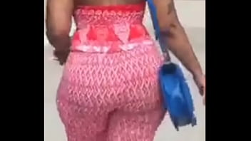 Preview 2 of Video Zzzzz - Big booty girl twerking
