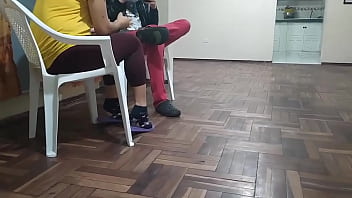 Preview 1 of My Friend Hot Mom Xxx Movie - A mi esposa la visita su mejor amiga y se queda con nosotro en la misma cama y terminamos follando sin que mi mujer se diera cuenta que buena follada le di a la muy puta