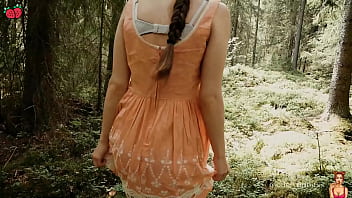 Preview 1 of Moon Ate - Susy chupa la cabeza de la verga de una manera muy sexi mete su lengua en la uretra