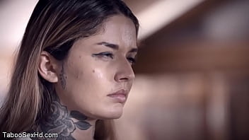 Preview 2 of Viviane Bordin Making Of Playboy - Fucking in front of horny doctor