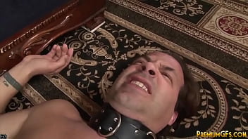 Preview 4 of Videos Sex Xxxx Hd - Teen gives rough handjob to mature cock
