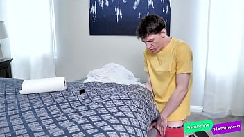 Preview 1 of Xxx Cvom - Milfs decided to swap and fuck stepsons