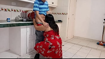 Preview 4 of Russian Mom Daughter Son - Consuelo a mi madrastra porque mi padre le fue infiel aprovecho para follarmela en la concina le gusta como me la cojo de perrito
