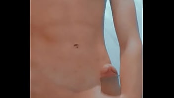 Preview 4 of Big Milf Boop - Novinho pauzudo de 19cm