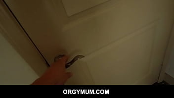 Preview 1 of Silpek Girl In Xxx Hd Porn - Skinny Brunette Busty Blows - Lexi Luna