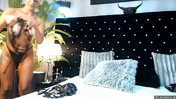 Preview 3 of Yun Boy Fuking - Inanna Ishtar Striptease in Reverse 04-18-202