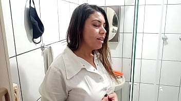 Preview 1 of Comedy Inside - Sarah Rosa │ Lavando o Banheiro