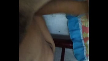 Preview 1 of Jeans Fat - Follando con dildo casero