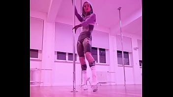 Preview 1 of Young Man Sex With Old Lady - Do you like this choreo ?Thanks to glow sportsclub for teaching it to me.N E W S: My pole addiction took now finally ove...