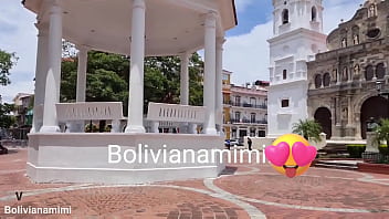 Preview 1 of Sexy Hd Xbef - Paseando sin calzoncito en el centro historico de Panam&aacute_   Video completo en bolivianamimi.tv