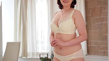 Preview 1 of Arab Chaturbate - 初撮り人妻ドキュメント 小鳥遊あさ子　＜ダイジェスト付き＞