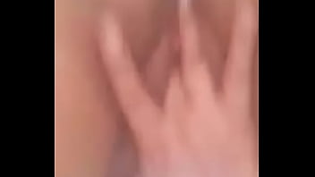 Preview 3 of Anne Marya - mi puta dedeandose para mi