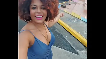 Preview 1 of Myxxxpas Com - Se le sale una teta a cheddy garcia