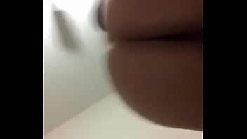 Preview 3 of Hat Mara Bas - Gay teen twerking (short)
