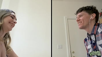 Preview 2 of Suster Nun - Stepmom caught Lexi flashing her titties  to stepbro Rion during zoom call