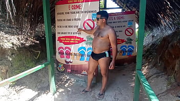 Preview 2 of Exhibcionist Voyeur - YURI GA&Uacute_CHO NA PRAIA DE TAMBABA