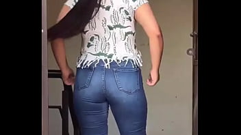 Preview 1 of Hde Xxx - Thick white girl