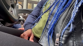 Preview 1 of Xxxxl Hoodiesxxc - Squirting in NYC traffic !! Zaddy2x