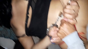 Preview 3 of Xxi Video Download - Policia me visita en sus ratos libres. Y es super dominante