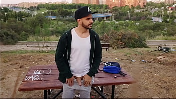 Preview 4 of Dog Xxww - Xisco jerking off outdoor in a park