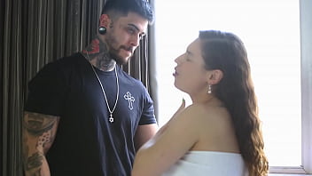 Preview 1 of Zzazzer Reslin - Massagem e Sexo - Emme White - Melissa Lisboa - Matheus Castro