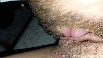 Preview 1 of Brazzase Movies - Vends-ta-culotte - Sexe amateur en tr&egrave_s gros plan : cunni,  femme fontaine,  doigt dans le cul,  branlette et &eacute_jaculation - Chut c moi
