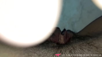 Preview 4 of Brazzase Movies - Vends-ta-culotte - Sexe amateur en tr&egrave_s gros plan : cunni,  femme fontaine,  doigt dans le cul,  branlette et &eacute_jaculation - Chut c moi