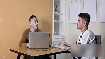 Preview 2 of Porn Saxxx Movi - Erick Diaz Passando Em Consulta Com O Psic&oacute_logo Safado