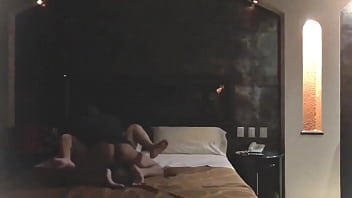 Preview 1 of Alone Girs - Justo y necesario