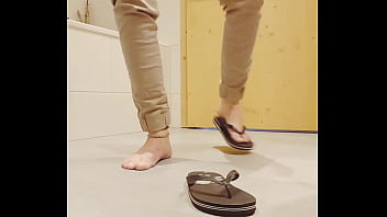 Preview 4 of Wwwxxx Vedo Base - Cum on flip flops