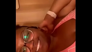 Preview 4 of Ibu Dan Anak Kandungnya Ngentot - Ebony bbw teen showing body