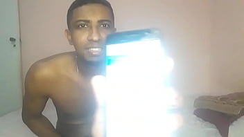Preview 1 of Arab Dildo Day - CARIOCA  DOTADO NA CHAMADA  DE V&Iacute_DEO  COM O CASAL NA SURUBA , GOZOU MUITO