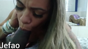 Preview 1 of Georgian Sex Amateur Sex Video - Depois que o namorado da gostosa deixou ela sozinha ela veio foder comigo deu o cuzinho e ainda gravou pra mandar pra ele  * manu cortez *