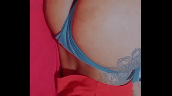Preview 1 of Bang Minah - NO CUZINHO E MAIS GOSTOSO @ALICEMILGRAU69 MOSTRANDO SEU RABAO PARA F&Atilde_ EM CHAMADA DE VIDEO