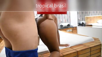 Preview 4 of Anal Cucum - Chamei o instrutor da academia para transar no motel e meu corno filmar